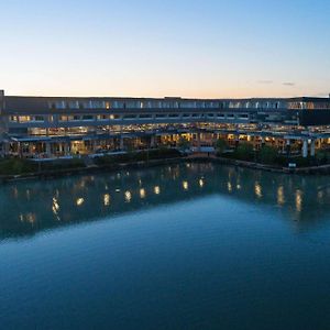 Mercure Melbourne Caroline Springs